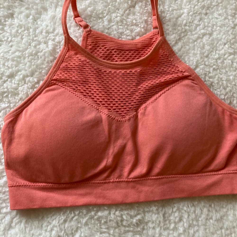 Tank Top Bundle - Picture 4 of 4